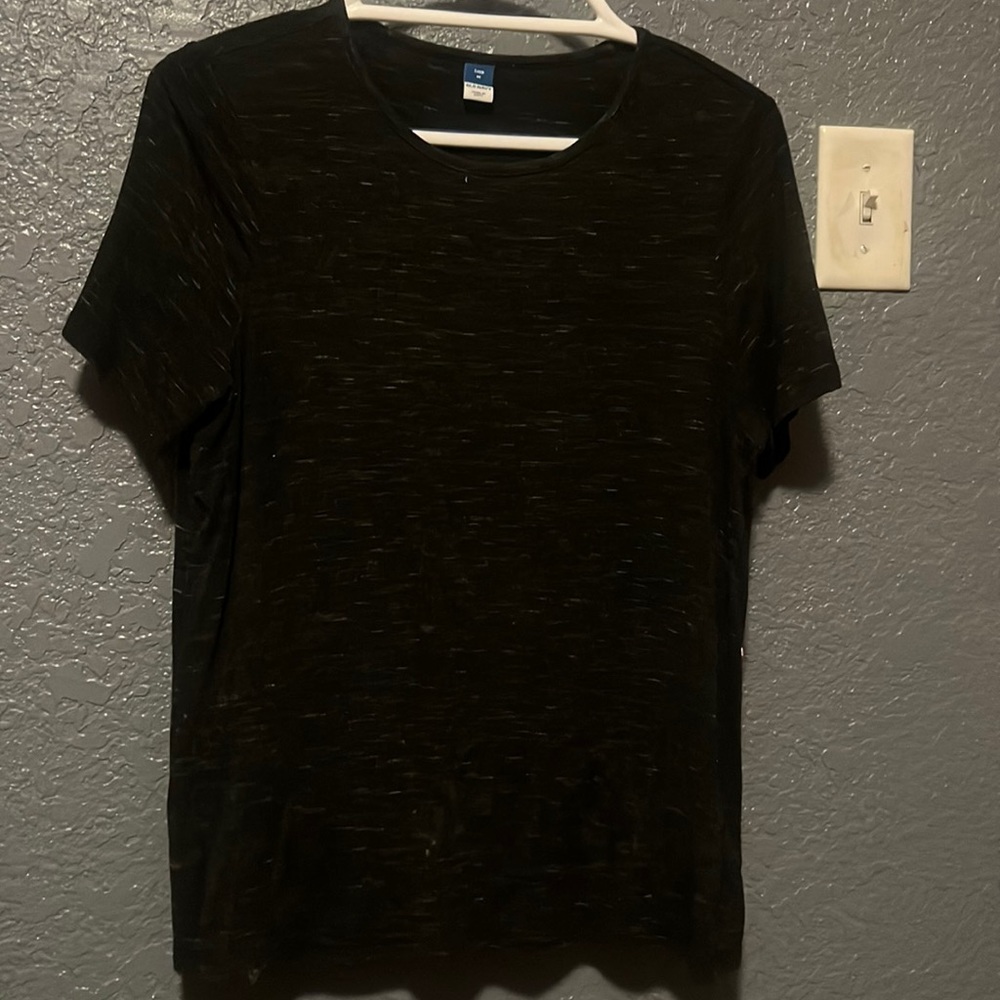 Comfortable but relaxed fit T-shirt from Old Navy!